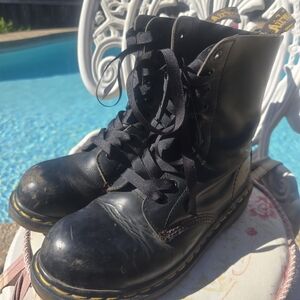 Dr. Martens Black Steeltoed Made In England Women's Size 9 Boots